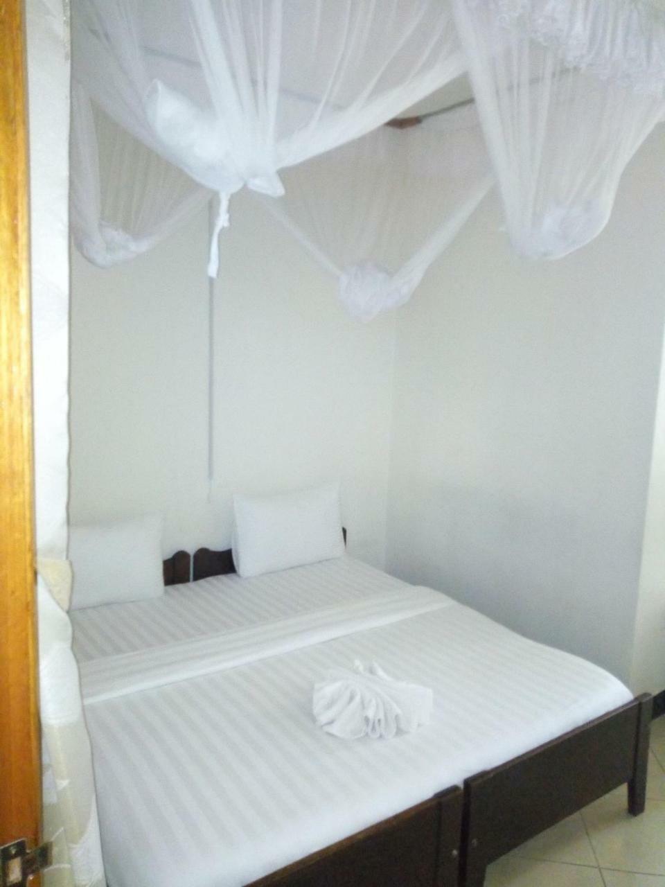 Snow View Hotel Boma la Ngombe Εξωτερικό φωτογραφία