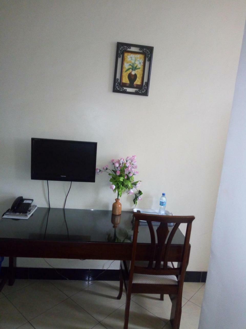 Snow View Hotel Boma la Ngombe Εξωτερικό φωτογραφία