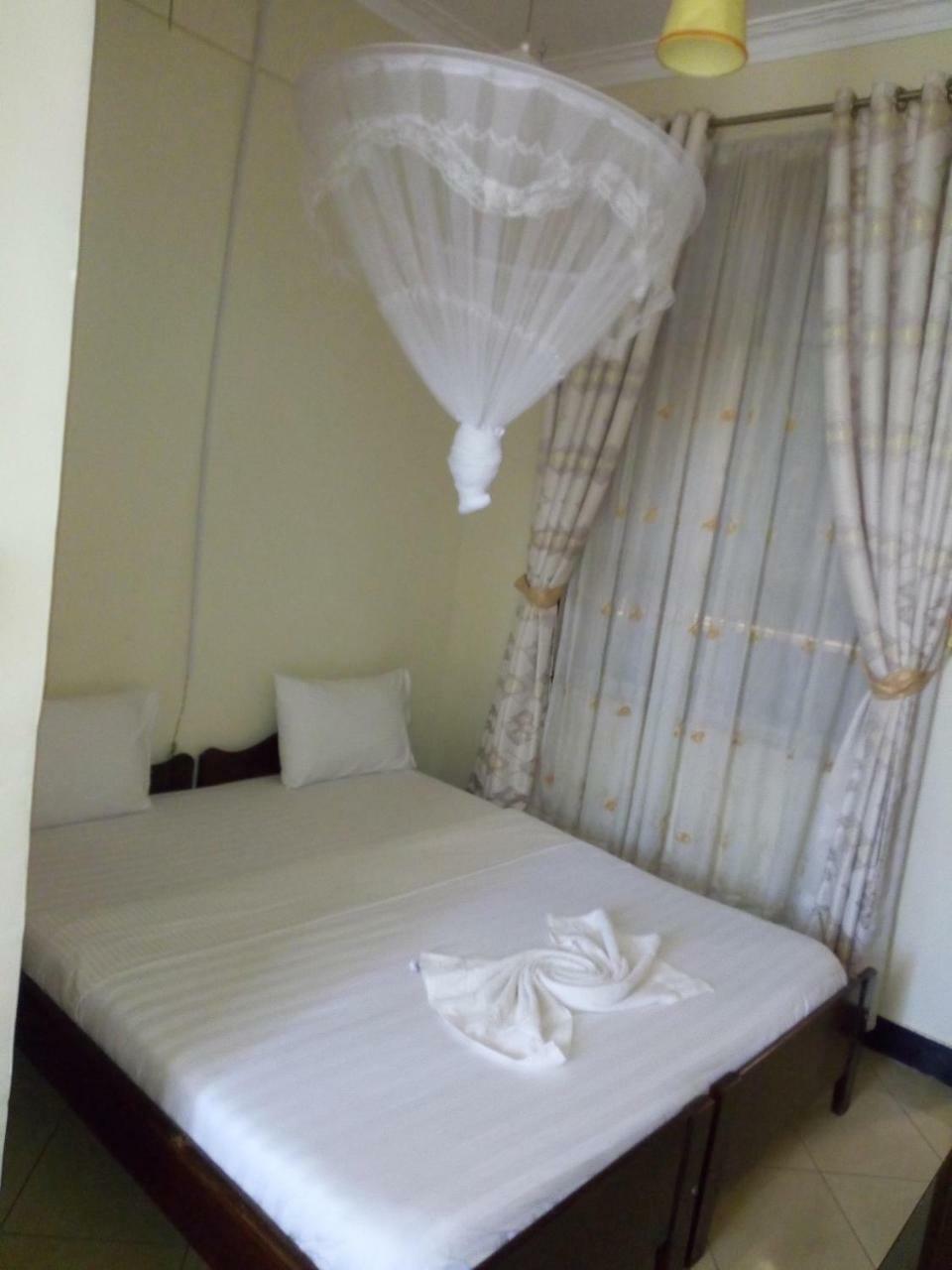 Snow View Hotel Boma la Ngombe Εξωτερικό φωτογραφία