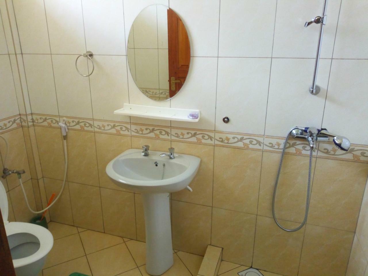 Snow View Hotel Boma la Ngombe Εξωτερικό φωτογραφία